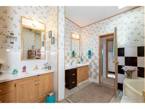 260 E 1st St, Ault, CO 80610 photo 24