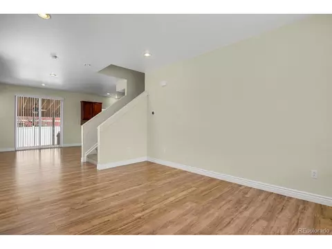 5565 Killarney Ct, Denver, CO 80249 photo 3