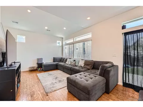 26258 E Maple Dr, Aurora, CO 80018 photo 5