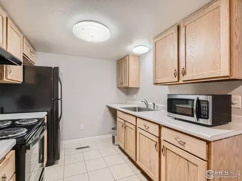 14531 E 12th Ave, Aurora, CO 80011 photo 8