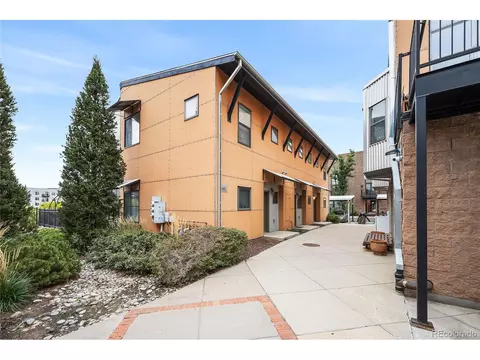 3187 Blake St #2, Denver, CO 80205 photo 2