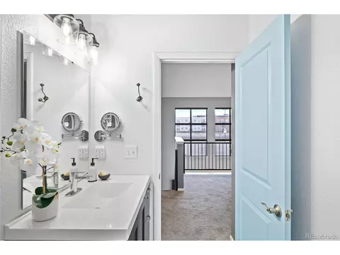 3187 Blake St #2, Denver, CO 80205 photo 24