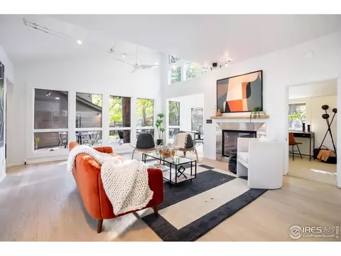 875 Grant Pl, Boulder, CO 80302 photo 4