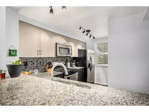 4249 S Mobile Cir #E, Aurora, CO 80013 photo 7