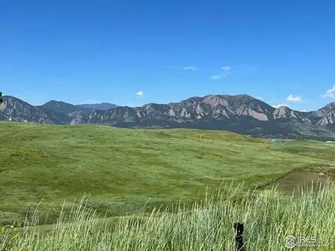 9 Benchmark Dr, Boulder, CO 80303