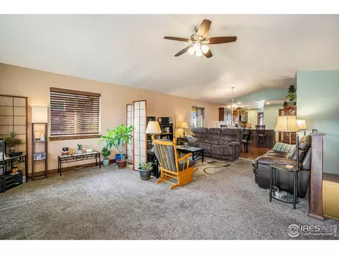 112 E Colorado Ave, Berthoud, CO 80513 photo 10