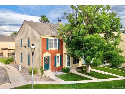 1600 S Idalia Cir #A, Aurora, CO 80017