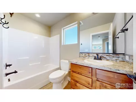 100 SE 4th St, Berthoud, CO 80513 photo 13
