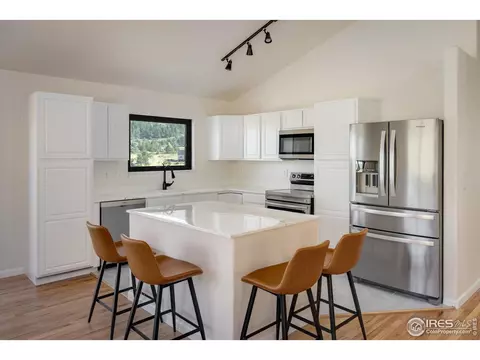 147 Makah Ln, Lyons, CO 80540 photo 11