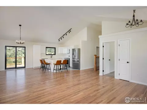 147 Makah Ln, Lyons, CO 80540 photo 6