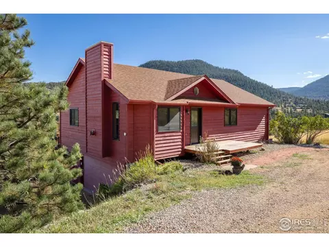 147 Makah Ln, Lyons, CO 80540