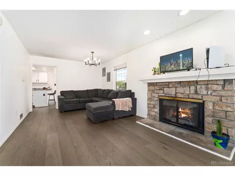 1370 S Idalia St #A, Aurora, CO 80017