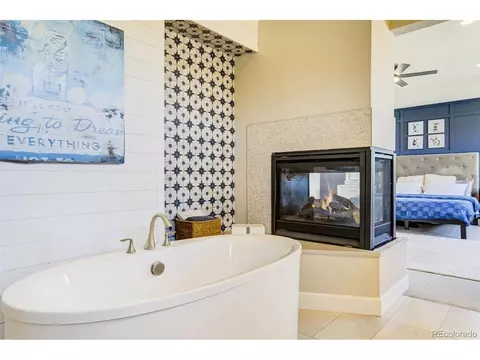 Bath - 6971 E Orchard Pl, Centennial, CO 80111 photo 3 of 6