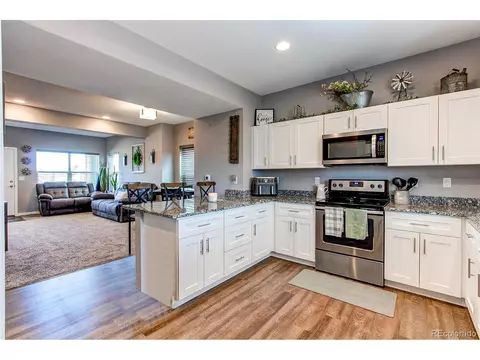 232 Ash St, Bennett, CO 80102 photo 7
