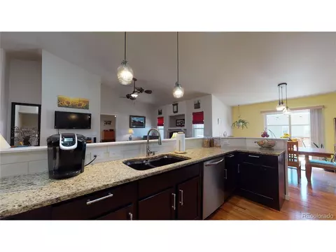 10623 Coal Mine St, Longmont, CO 80504 photo 5