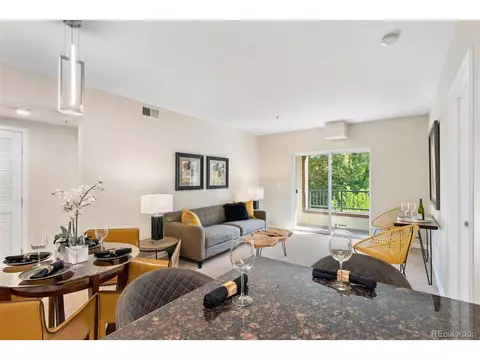 1623 Saint Paul St #305, Denver, CO 80206
