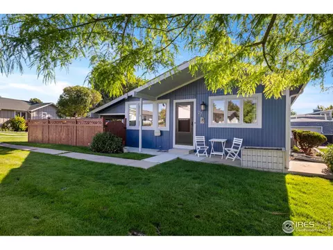 27 Douglas Dr, Broomfield, CO 80020
