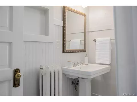 2582 Eudora St, Denver, CO 80207 photo 32