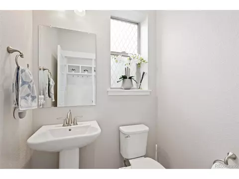 11230 E 26th Ave, Aurora, CO 80010 photo 16
