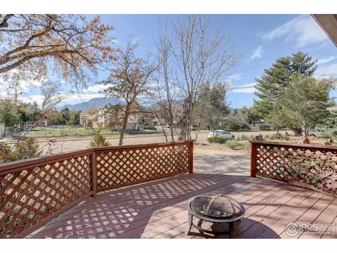 4135 Moorhead Ave, Boulder, CO 80305 photo 2