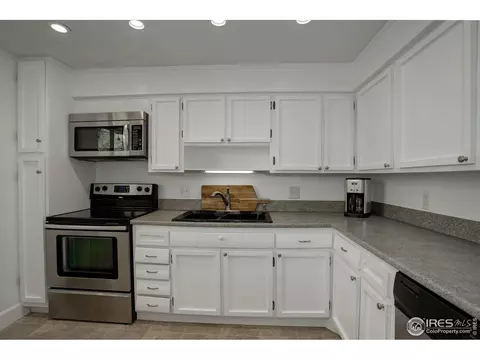 4135 Moorhead Ave, Boulder, CO 80305 photo 9
