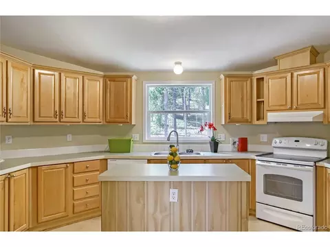 Kitchen - 120 Blue Spruce Rd, Black Hawk, CO 80422 photo 1 of 3