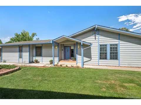 16 Scott Dr, Broomfield, CO 80020