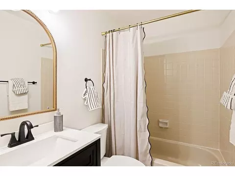 Bath - 8595 E Union Ave, Denver, CO 80237 photo 4 of 4
