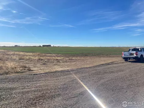 9751 Manilla Rd, Bennett, CO 80102 photo 2