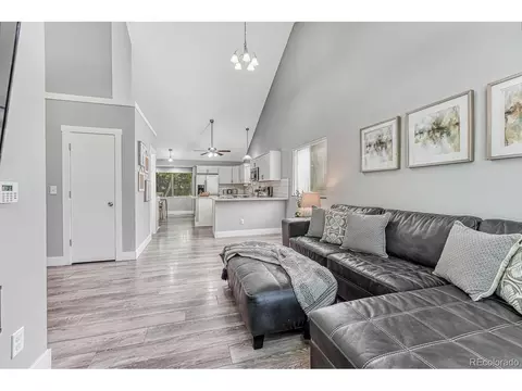 3646 E 107th Ave, Thornton, CO 80233 photo 6