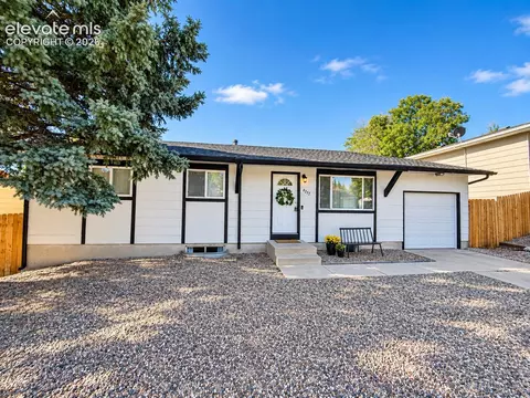 4777 N Sleepy Hollow Cir, Colorado Springs, CO 80917