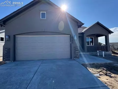 6581 Vistancia Ave, Colorado Springs, CO 80922