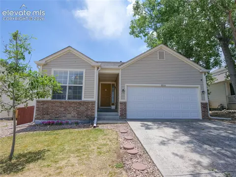 8806 Silver Glen Dr, Fountain, CO 80817