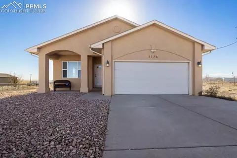 1176 E Canary Dr, Pueblo West, CO 81007