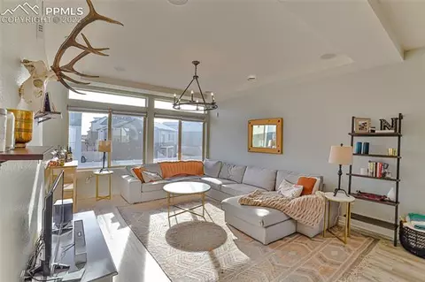 18641 E 50th Pl, Denver, CO 80249 photo 6