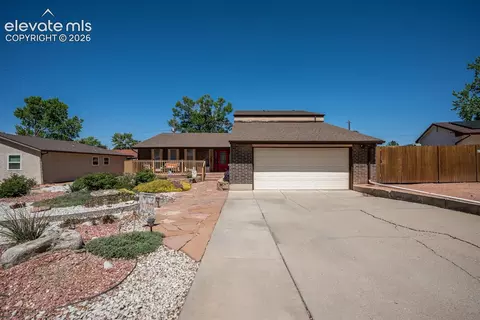 3231 Shalimar Ter, Pueblo, CO 81008