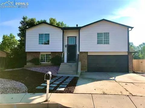 6955 Woodstock St, Colorado Springs, CO 80911