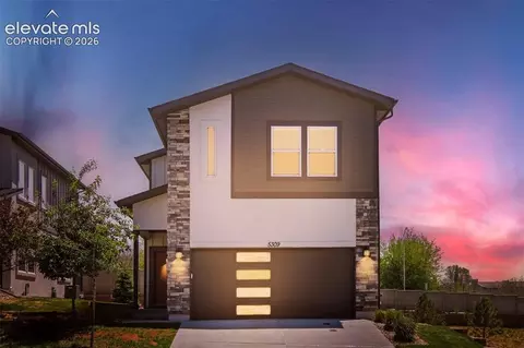 5309 Sky Top Ln, Colorado Springs, CO 80918