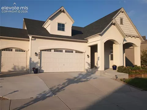 7353 Rim Bluff Ln, Colorado Springs, CO 80927