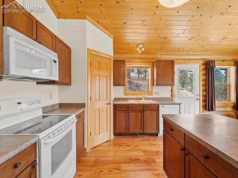 136 Cooper Lake Dr, Divide, CO 80814 photo 12