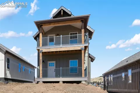 207 W Womack Ave, Cripple Creek, CO 80813
