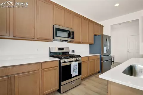10046 Keating Dr, Peyton, CO 80831 photo 9