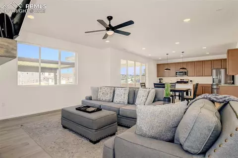 10046 Keating Dr, Peyton, CO 80831 photo 5
