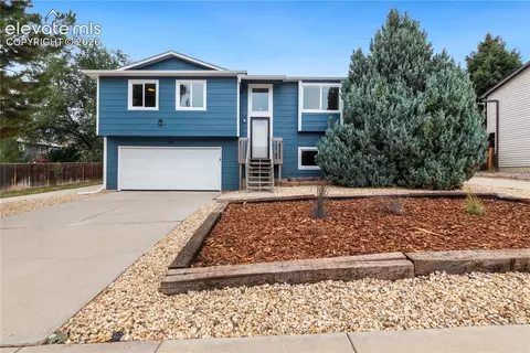 104 Comanche Ct, Fountain, CO 80817
