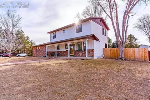 11 Rockbridge Ln, Pueblo, CO 81001