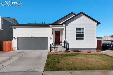 6220 Bodacious Cir, Colorado Springs, CO 80923