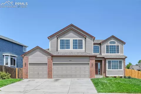 6907 Hillock Dr, Colorado Springs, CO 80922
