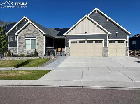 7094 Compass Bend Dr, Colorado Springs, CO 80927
