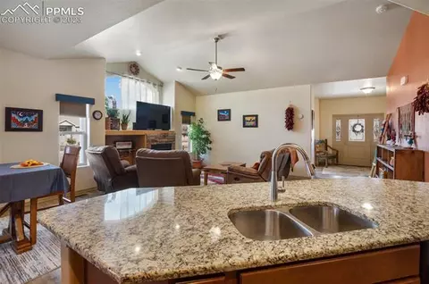 202 Junior Ct, Florence, CO 81226 photo 16