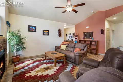 202 Junior Ct, Florence, CO 81226 photo 7
